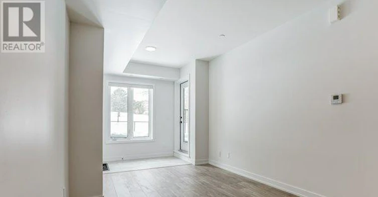 129-31 Farmstead Road, Toronto, ON, M2L 2X2 - 6