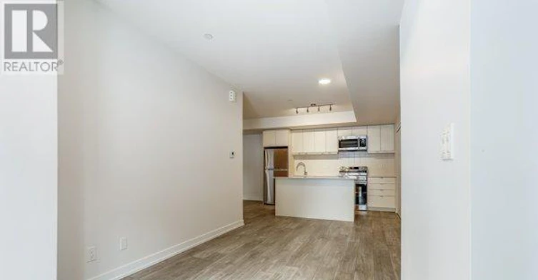 129-31 Farmstead Road, Toronto, ON, M2L 2X2 - 3