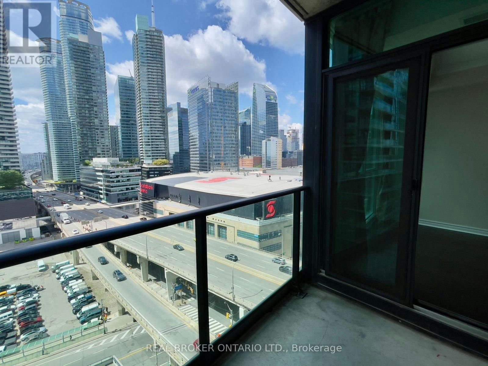 1601-18 Harbour Street, Toronto, ON, M5J 2Z6 - 7