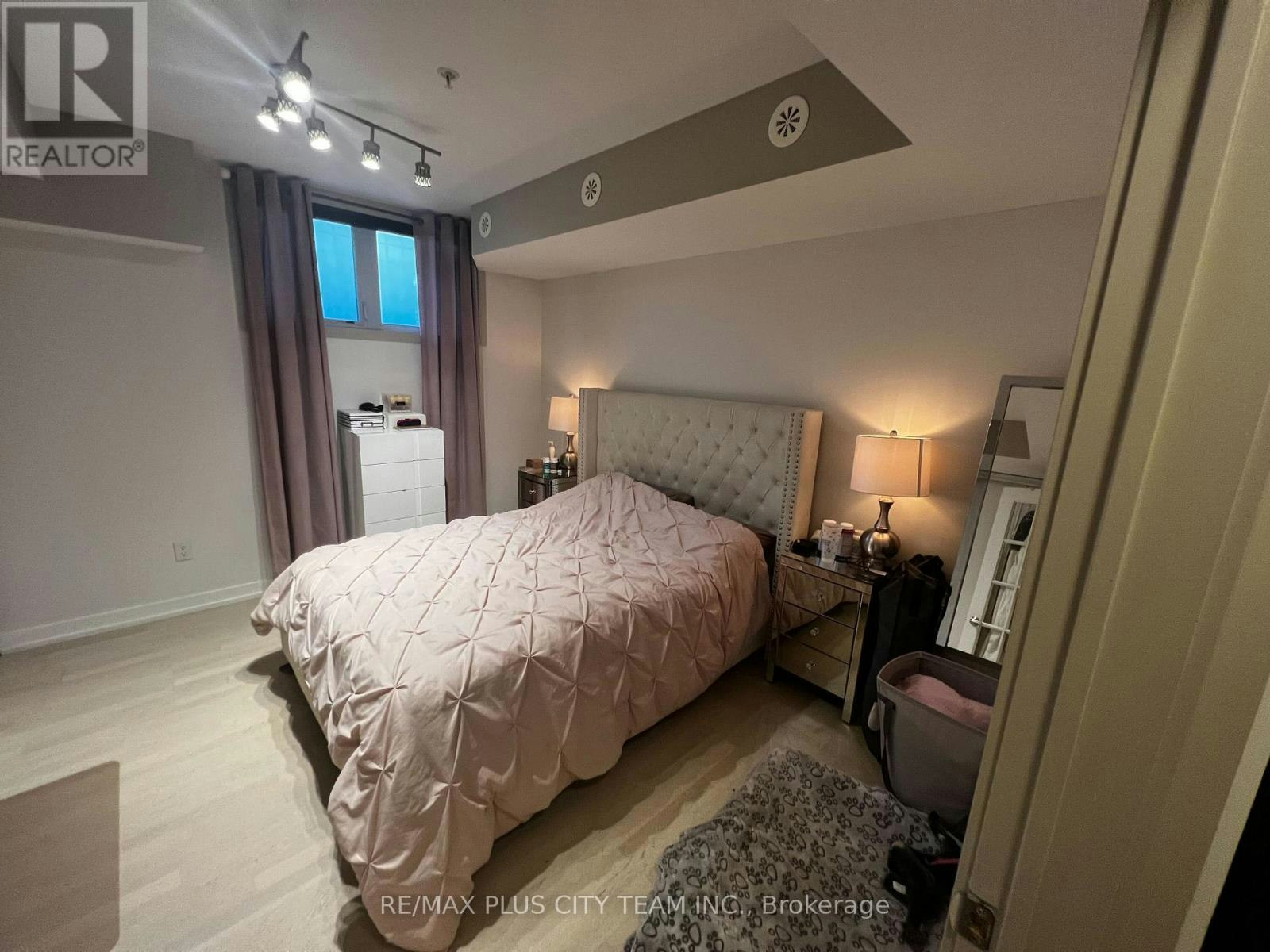 34-140 Broadview Avenue, Toronto, ON, M4M 2G2 - 7