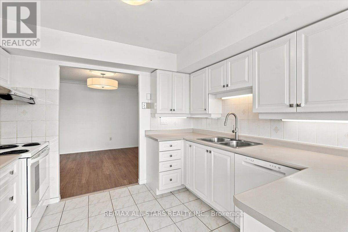 528-25 Austin Drive, Markham, ON, L3R 8H4 - 14