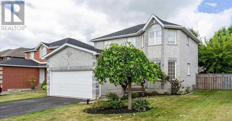 62 Summerset Drive, Barrie, ON, L4N 6G5