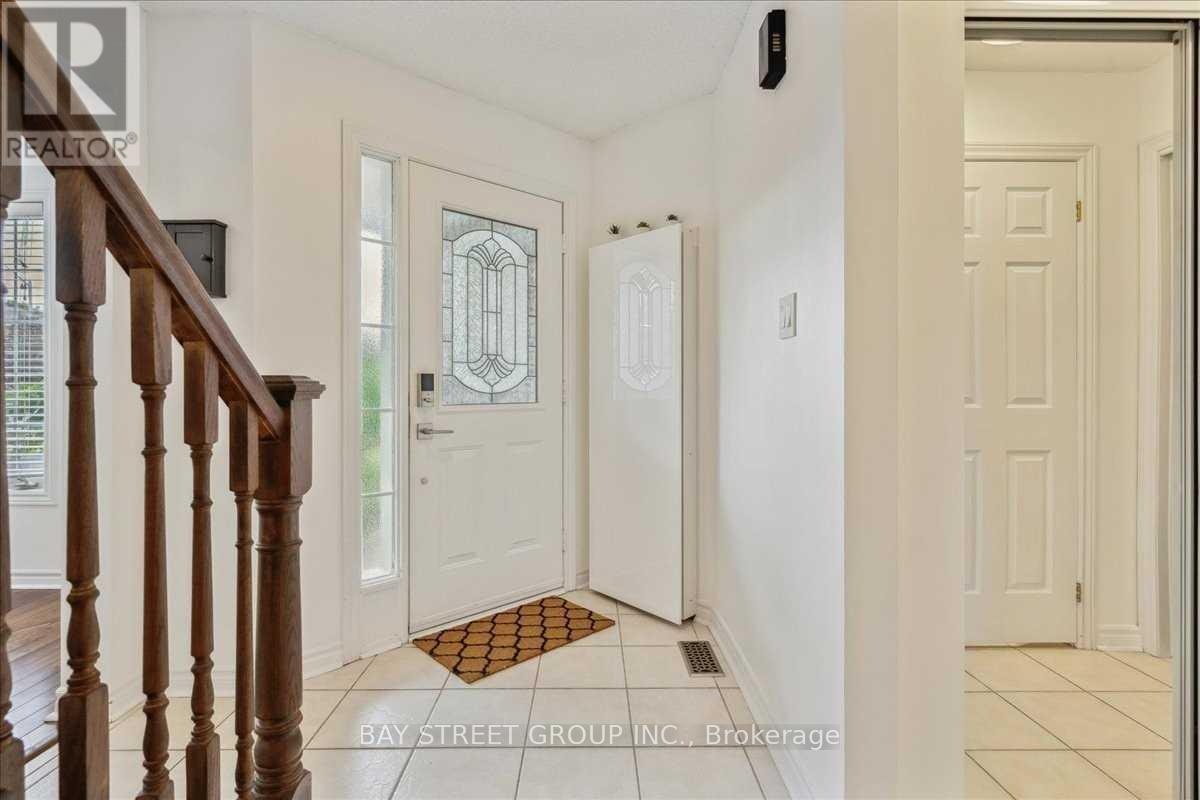 62 Summerset Drive, Barrie, ON, L4N 6G5 - 5