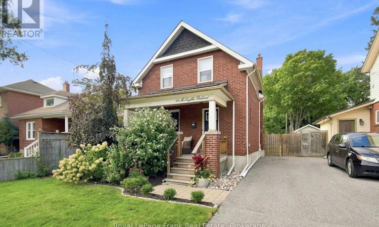 44 Mclaughlin Boulevard