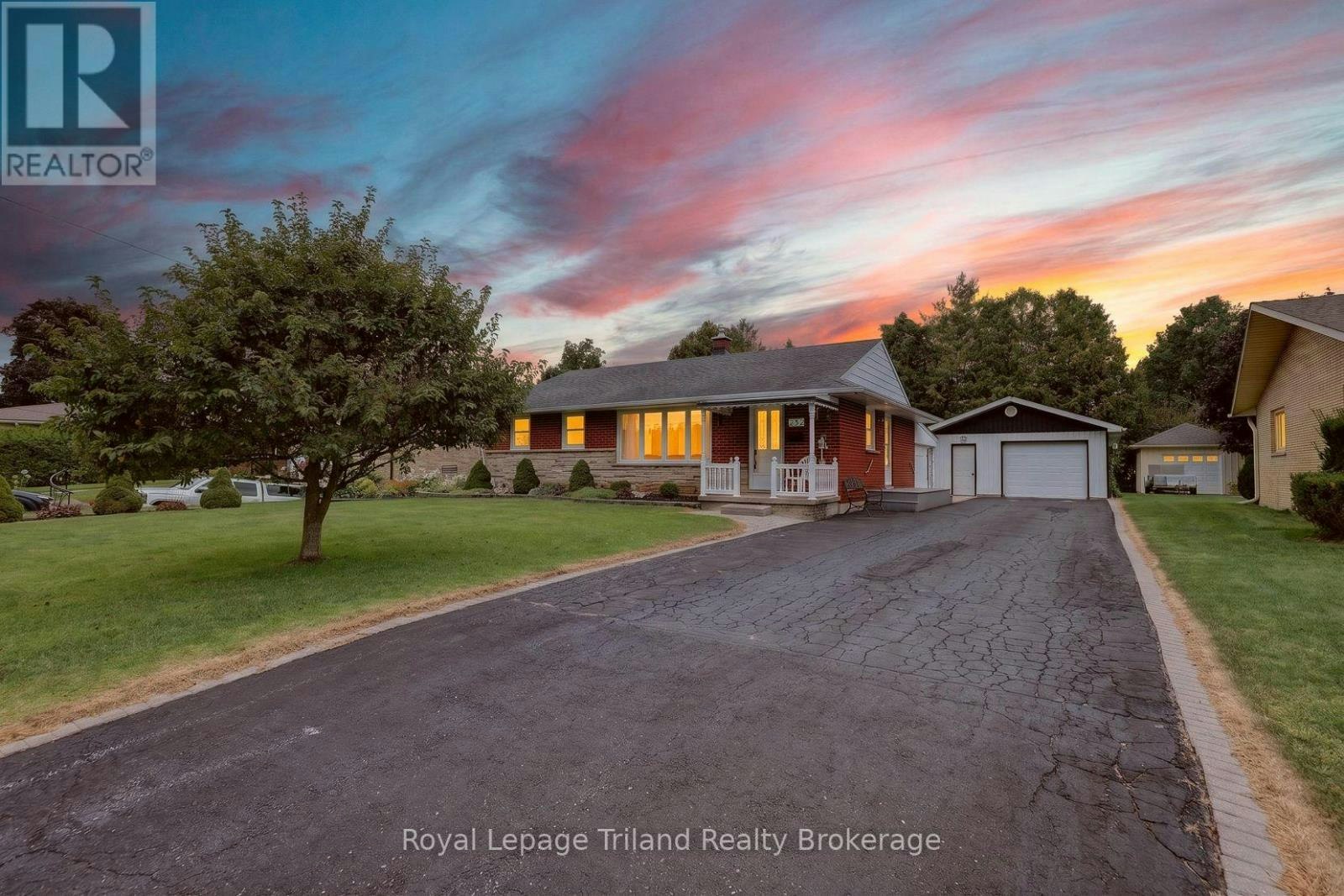 232 Washington Street, Kintore, ON, N0M 2M0