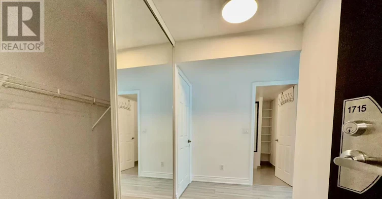 1715-19 Grand Trunk Crescent, Toronto, ON, M5J 3A3 - 3