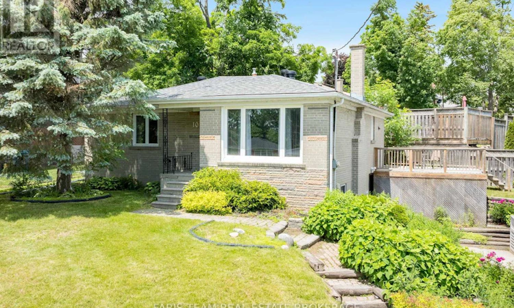 10 Karen Crescent