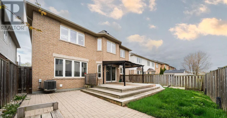 UPPER-151 Baldwin Drive, Cambridge, ON, N3C 0B3 - 34
