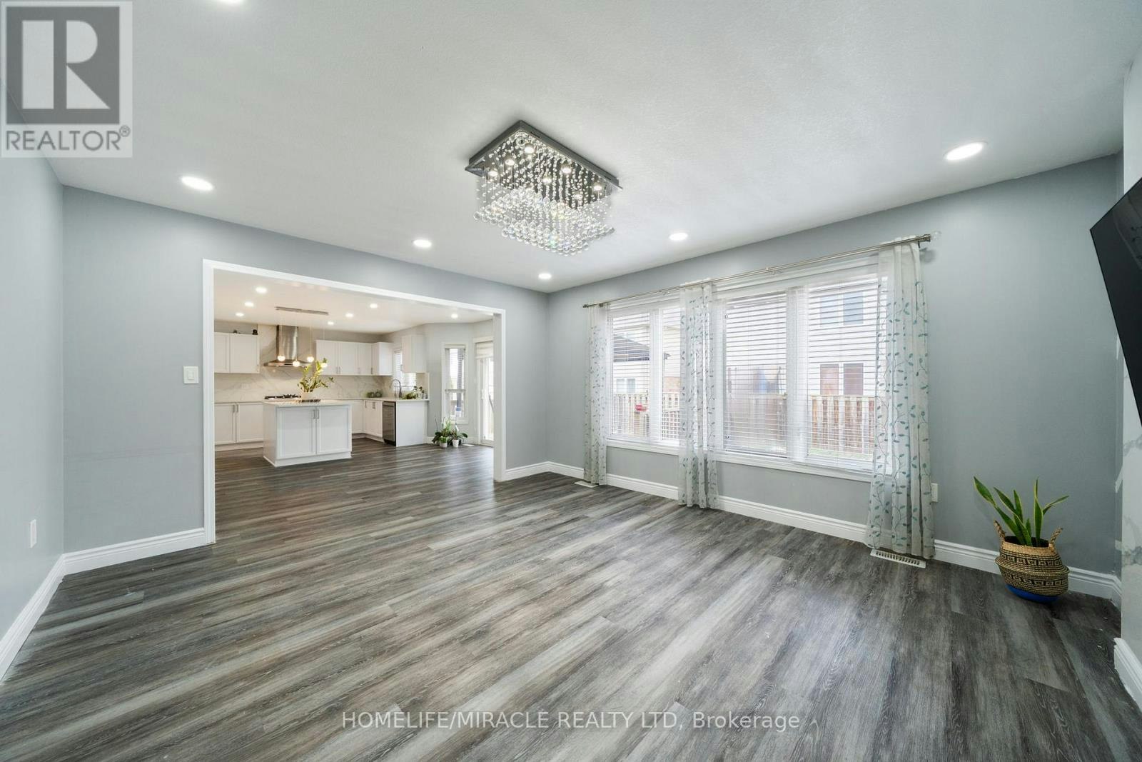 UPPER-151 Baldwin Drive, Cambridge, ON, N3C 0B3 - 14
