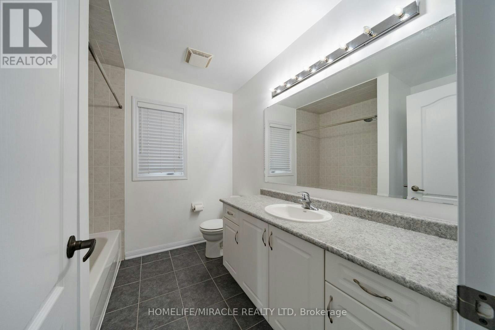 UPPER-151 Baldwin Drive, Cambridge, ON, N3C 0B3 - 25