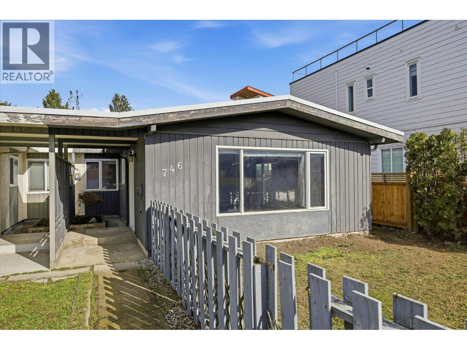 746 Raymer Avenue, Kelowna, BC, V1X 2Z8