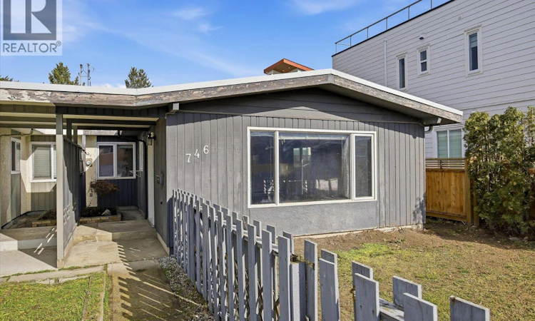 746 Raymer Avenue