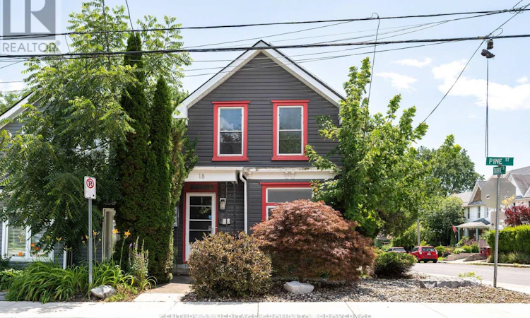 18 Pine Street