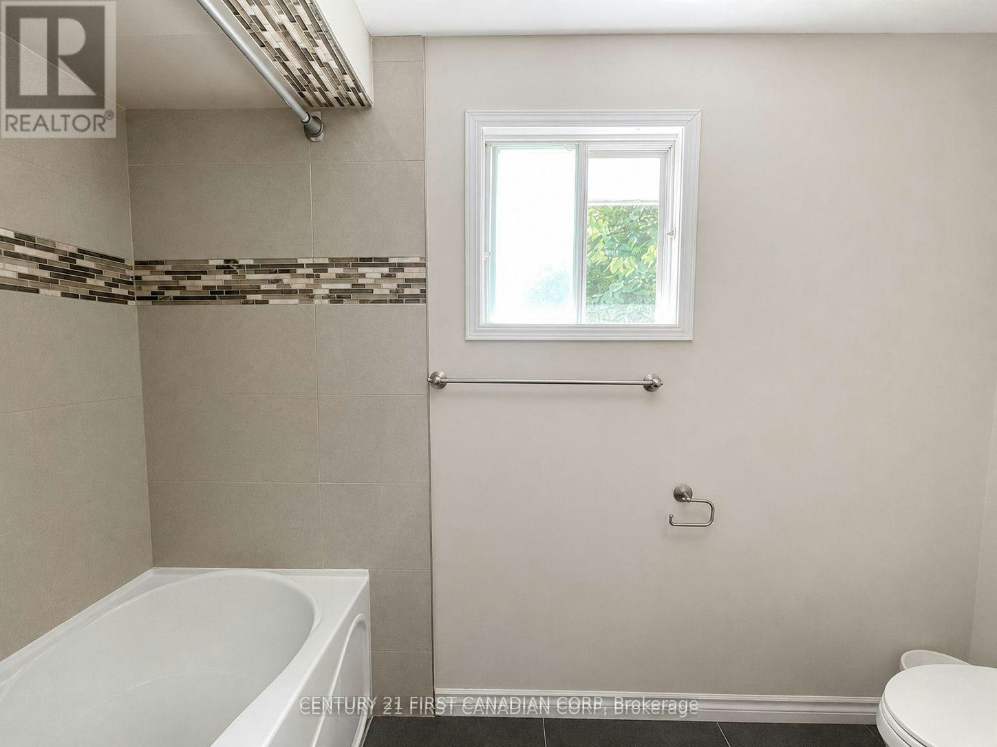 1341 Aldersbrook Road, London, ON, N6G 3J1 - 14