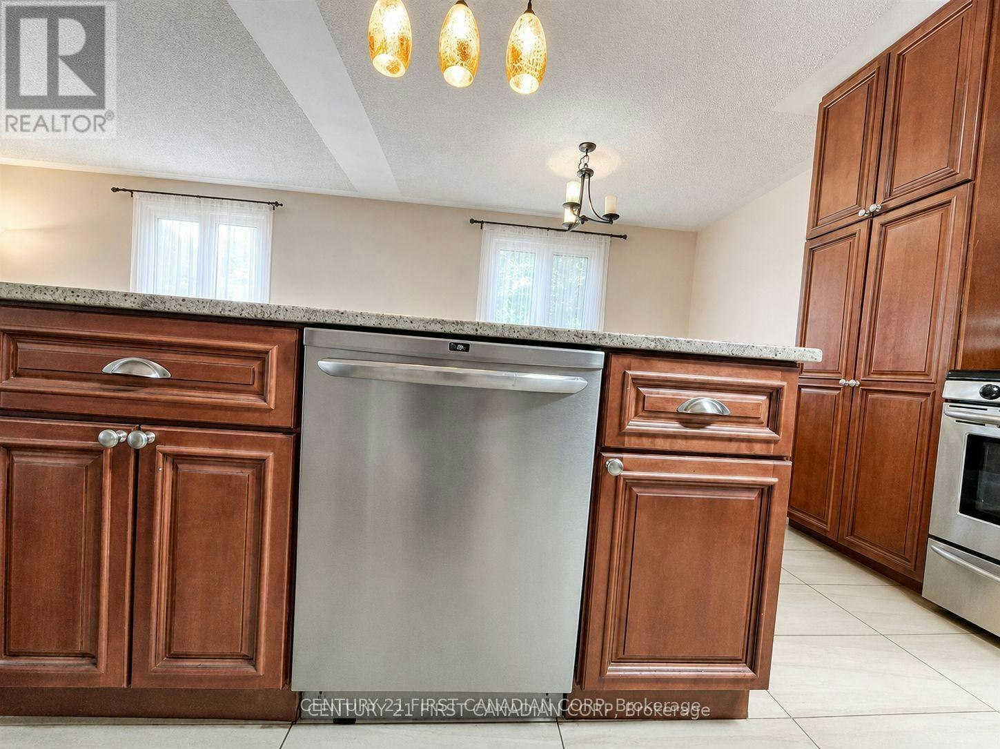 1341 Aldersbrook Road, London, ON, N6G 3J1 - 6