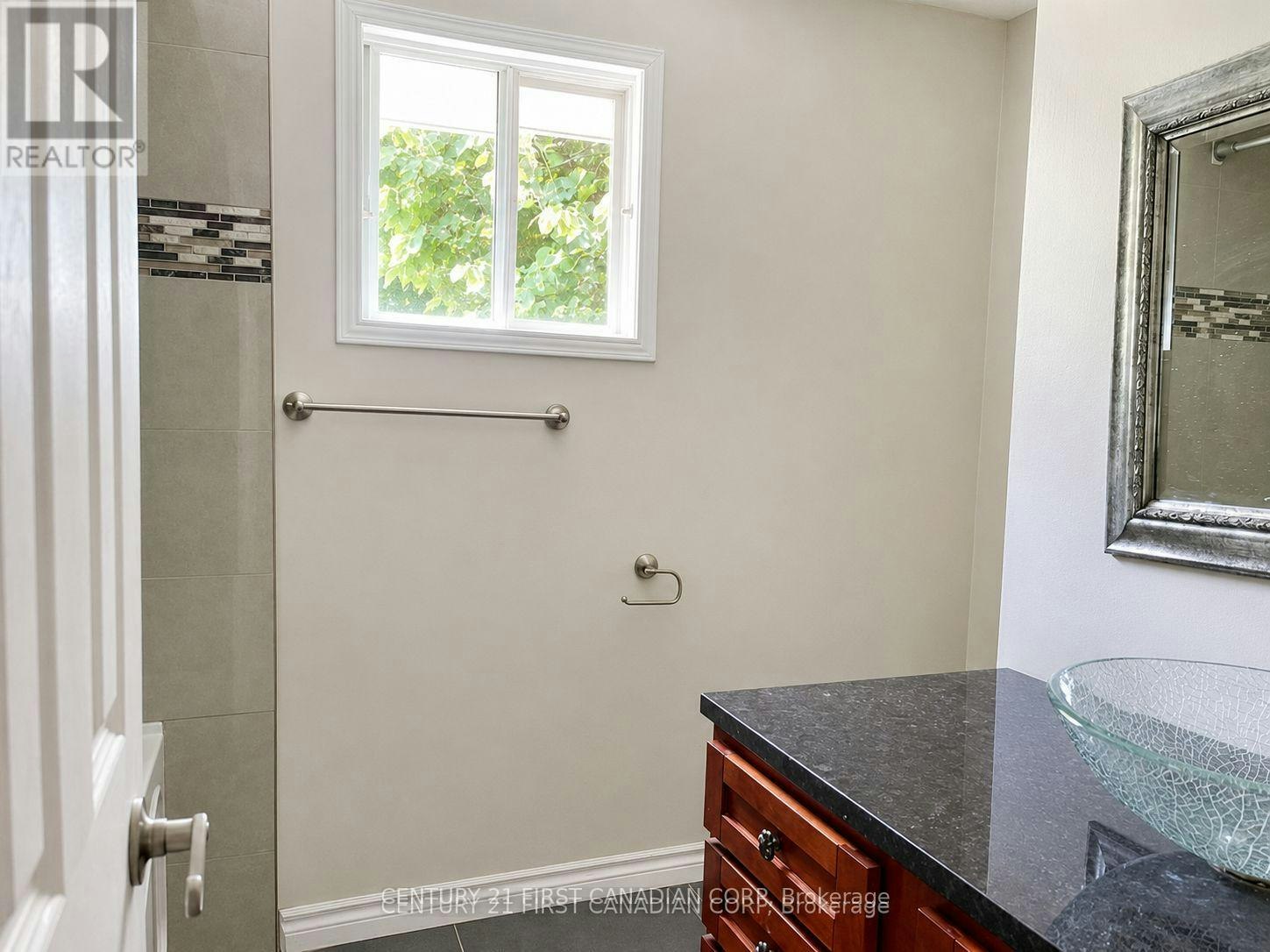 1341 Aldersbrook Road, London, ON, N6G 3J1 - 13