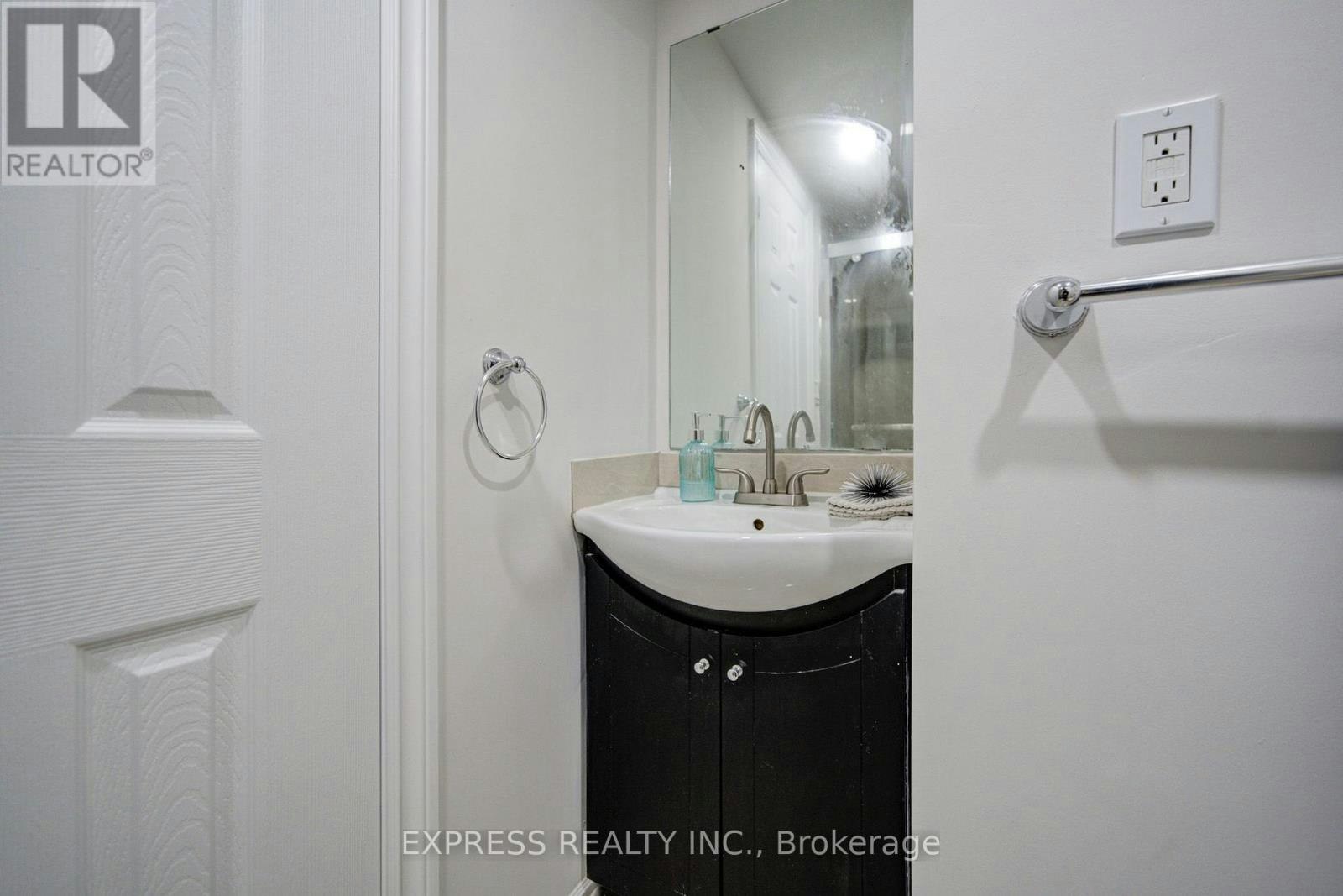 1162 Somerville Street, Oshawa, ON, L1G 4K5 - 40