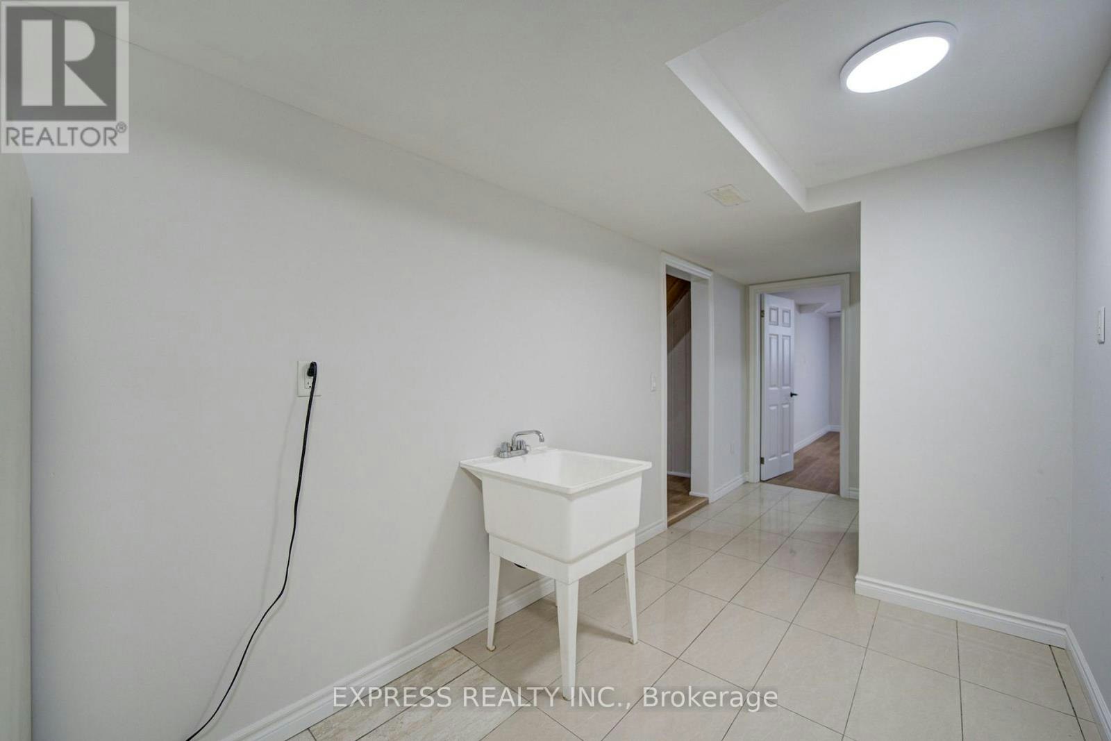 1162 Somerville Street, Oshawa, ON, L1G 4K5 - 37