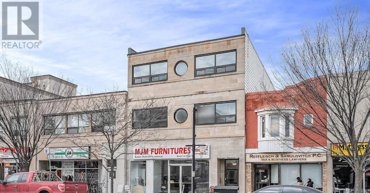 301-2820 Danforth Avenue, Toronto, ON, M4C 1M1