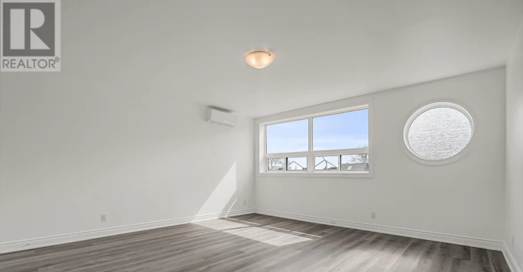 302-2820 Danforth Avenue, Toronto, ON, M4C 1M1 - 6