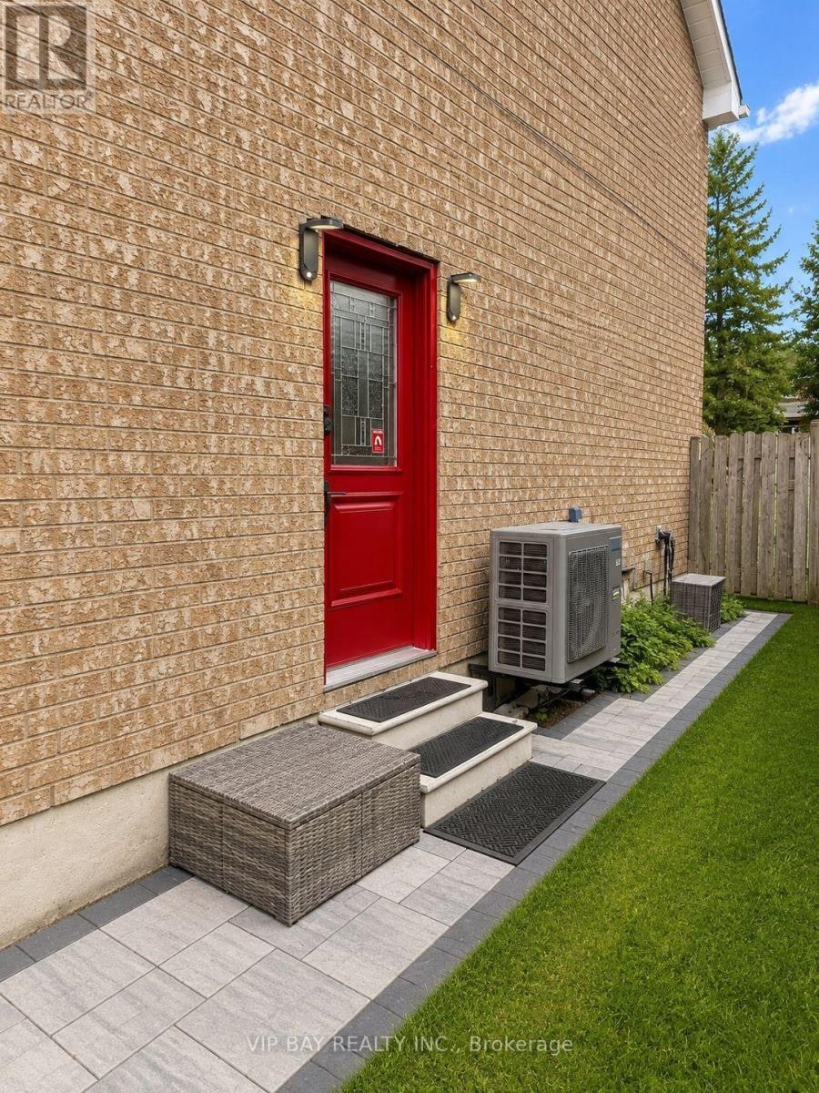 LOWER-48 Verona Crescent, Georgina, ON, L4P 3N3 - 3