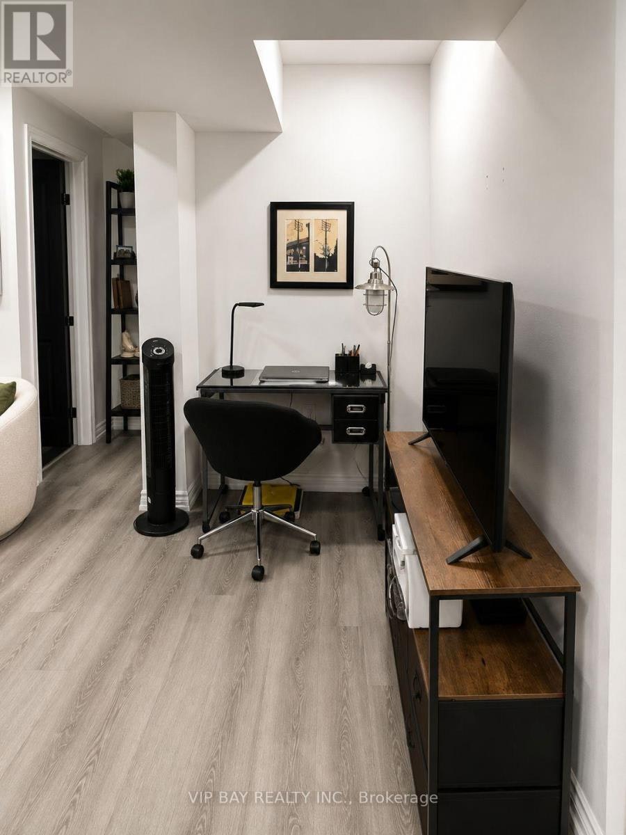 LOWER-48 Verona Crescent, Georgina, ON, L4P 3N3 - 6