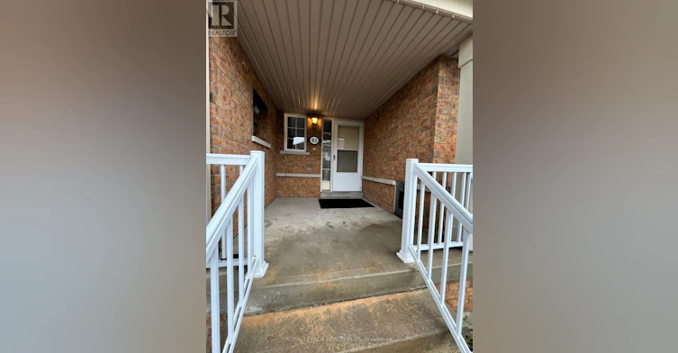 83-6035 Bidwell Trail, Mississauga, ON, L5V 3C9 - 3