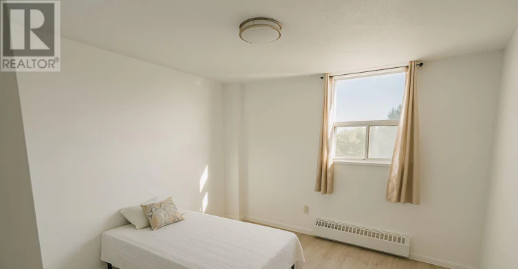 301-15 Albright Road, Hamilton, ON, L8K 5J2 - 6