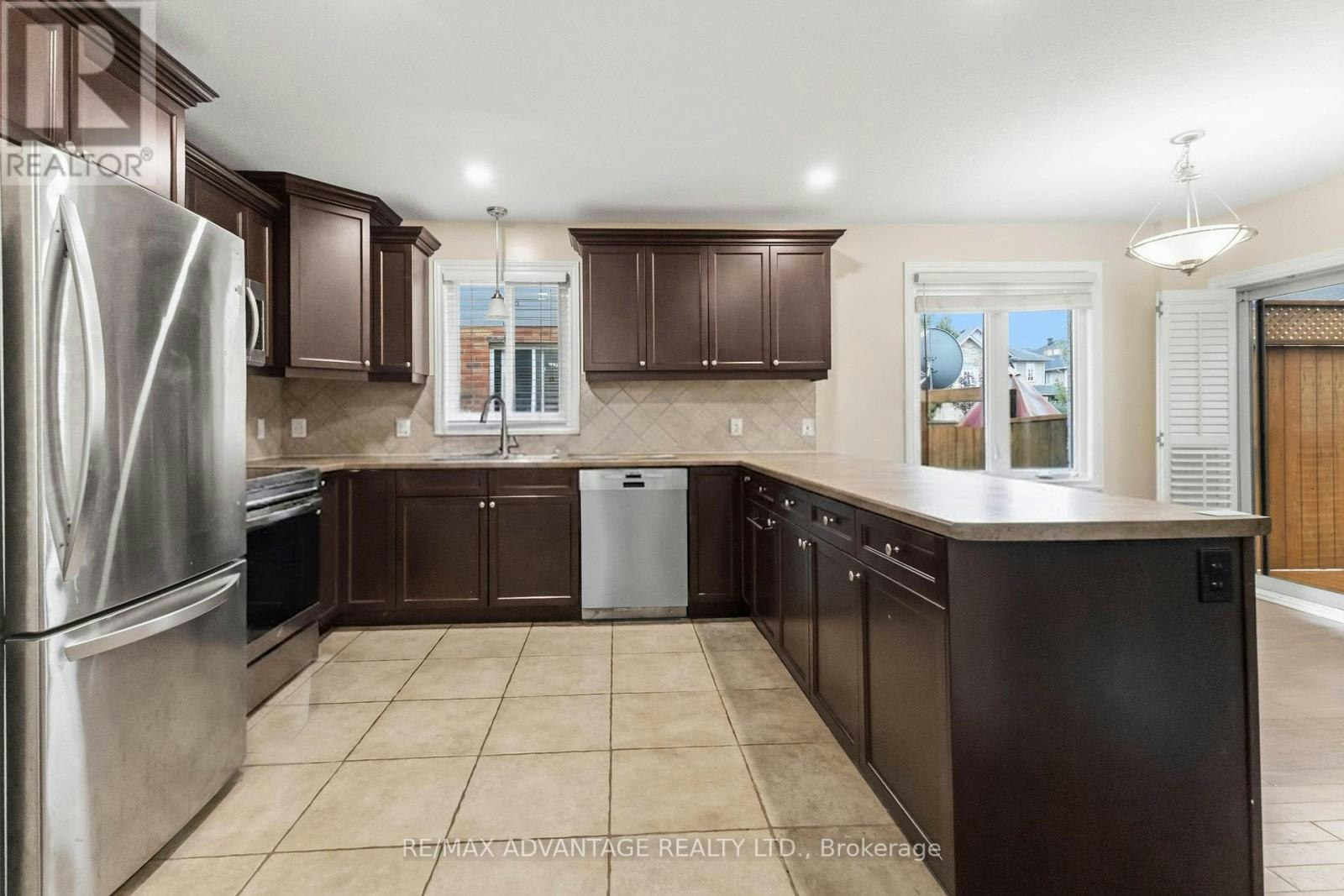 6-400 Skyline Avenue, London, ON, N5X 0B3 - 4