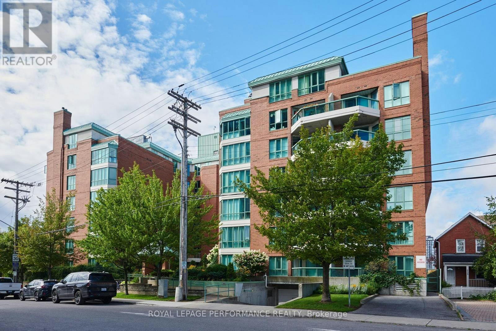 408-540 Cambridge South Street Street S, Ottawa, ON, K1S 5N3
