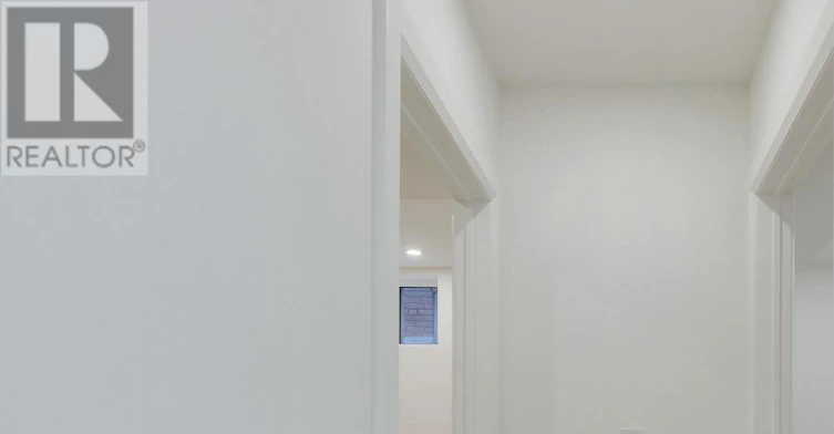 C-225 Gainsborough Road, Toronto, ON, M4L 3C7 - 14