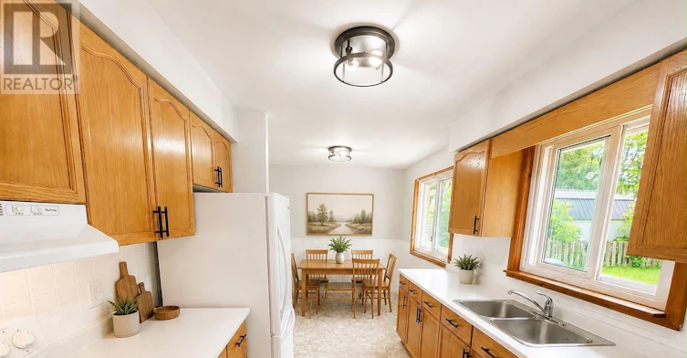 A (UPPER-504 Sixth Street, Collingwood, ON, L9Y 1Z9 - 4