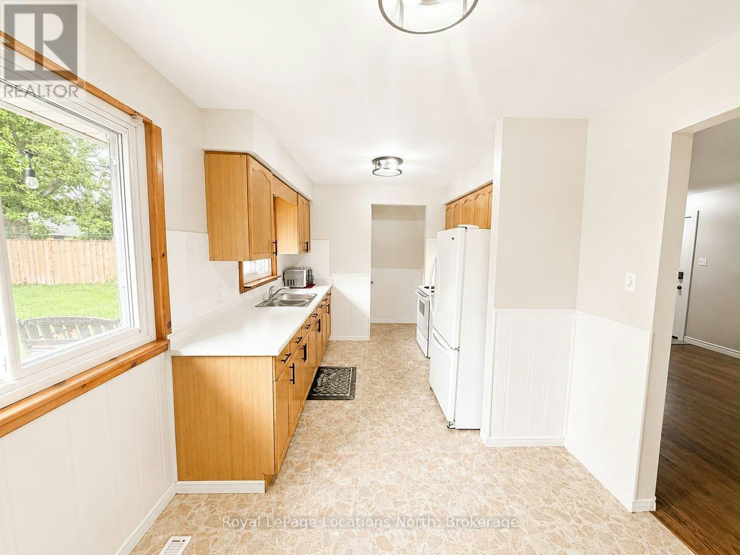 A (UPPER-504 Sixth Street, Collingwood, ON, L9Y 1Z9 - 6