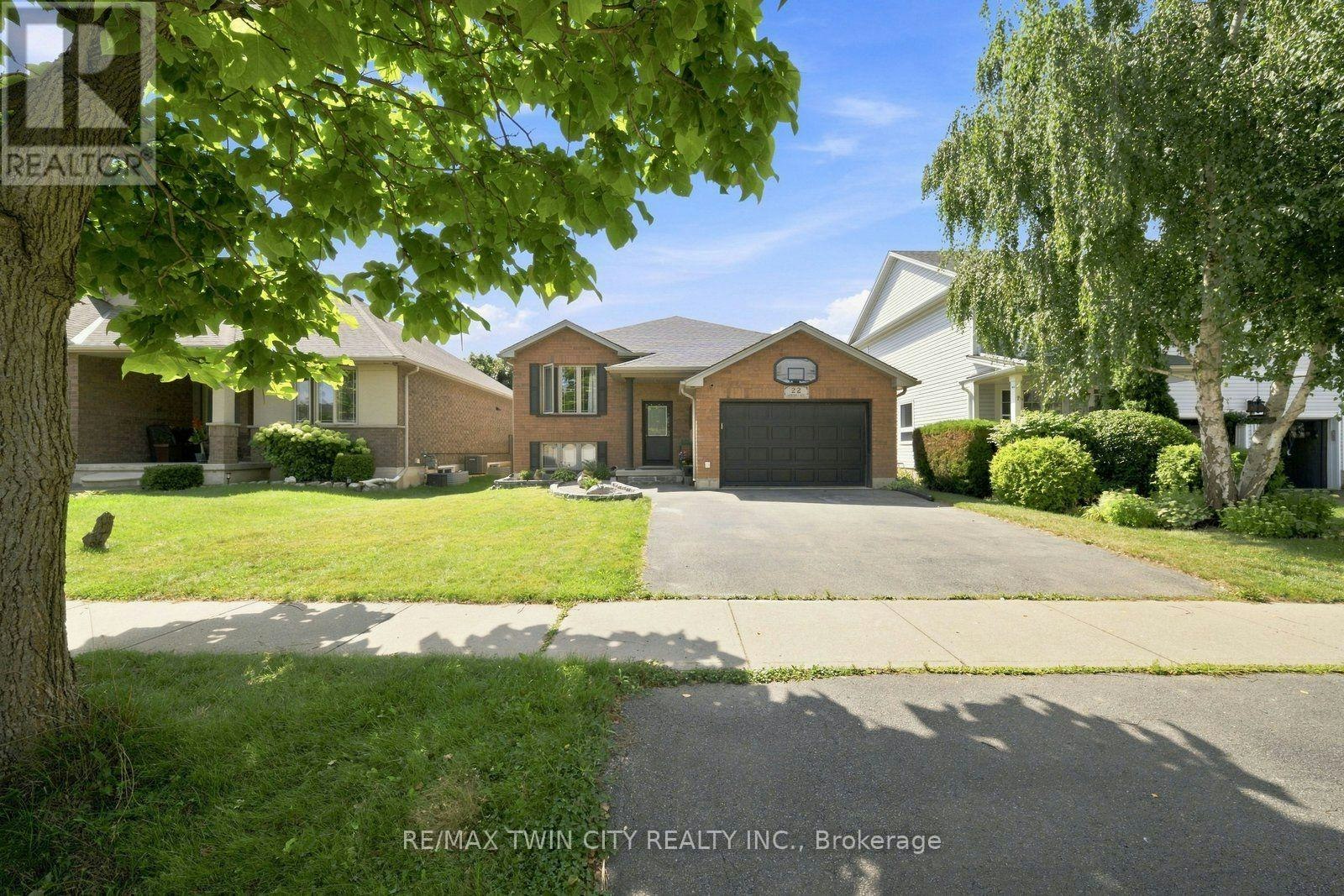 22 Osborn Avenue, Brantford, ON, N3T 6P9
