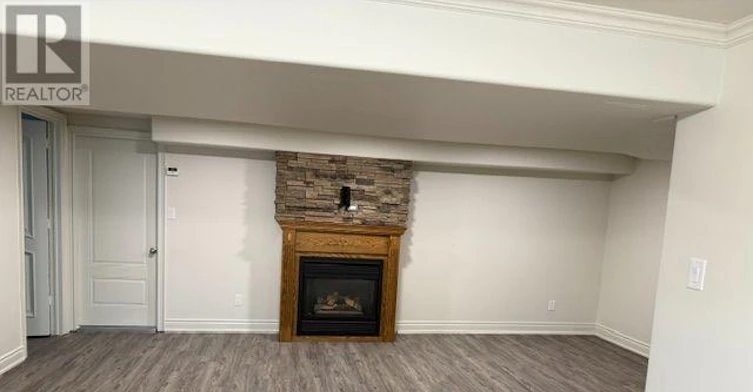 105 Scott Street, Whitby, ON, L1N 3L2 - 3