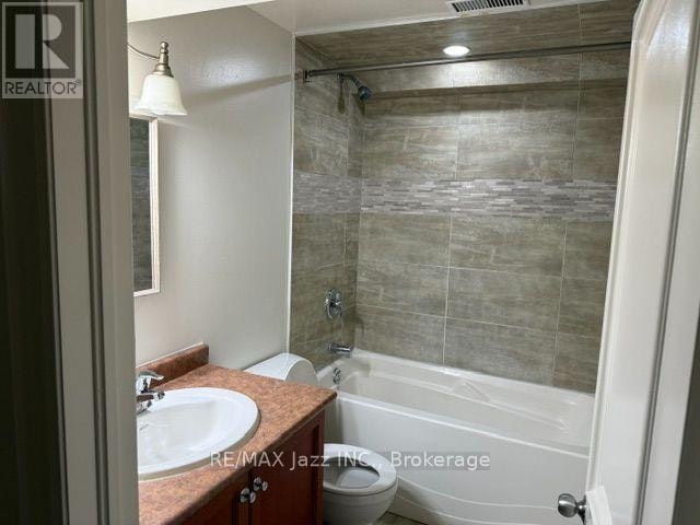 105 Scott Street, Whitby, ON, L1N 3L2 - 4