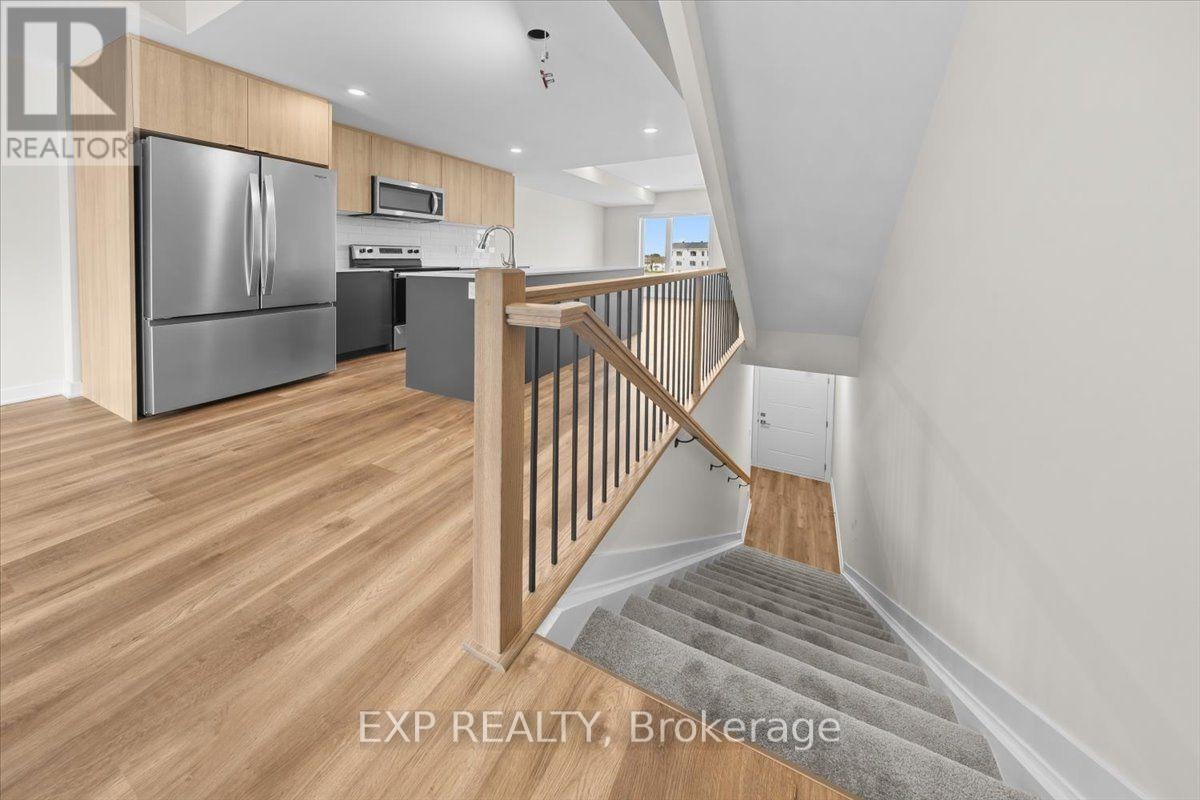 201 Antelope Private, Ottawa, ON, K2W 0C7 - 3