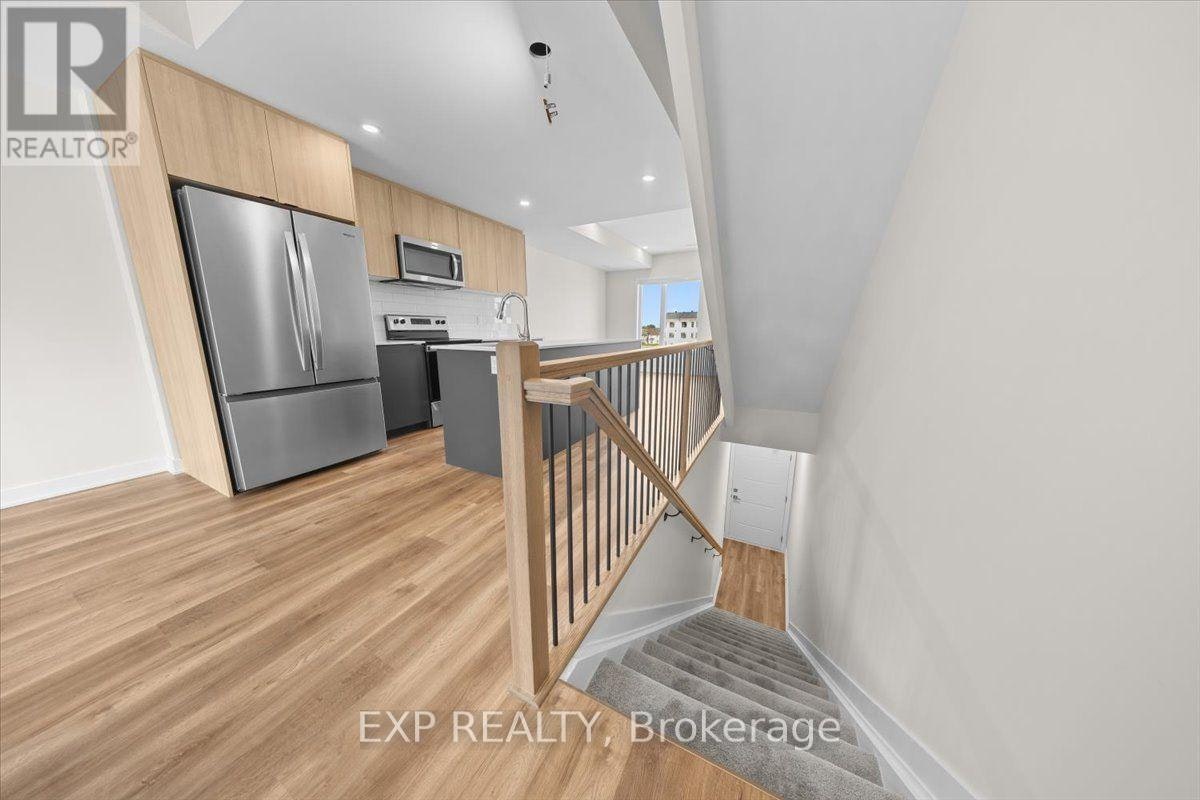 209 Antelope Private, Ottawa, ON, K2W 0C7 - 4