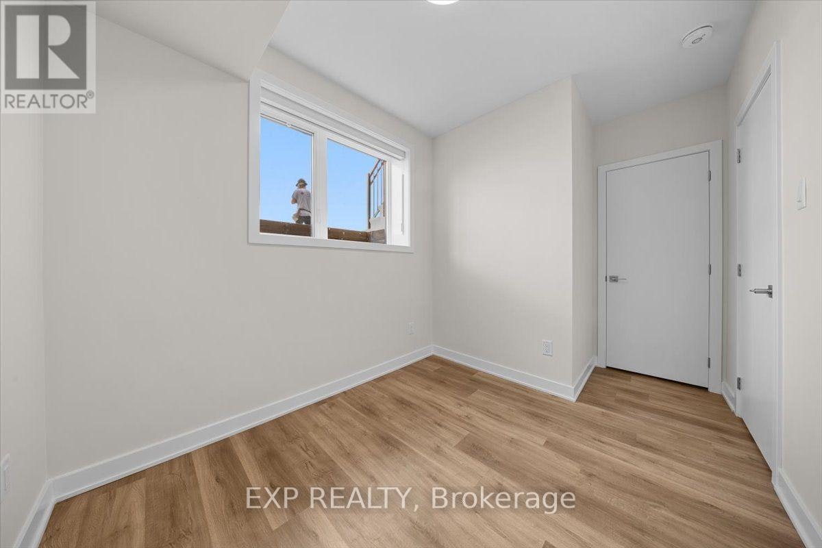 211 Antelope Private, Ottawa, ON, K2W 0C7 - 14