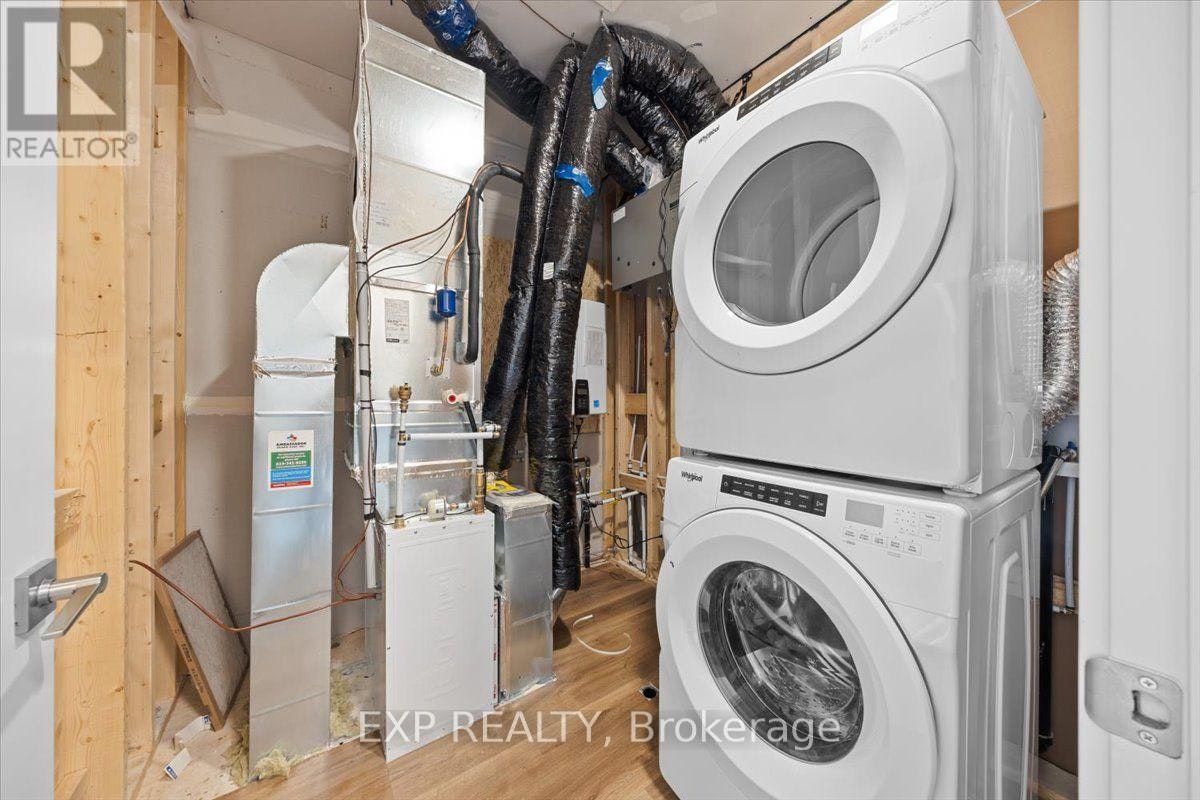 215 Antelope Private, Ottawa, ON, K2W 0C7 - 15