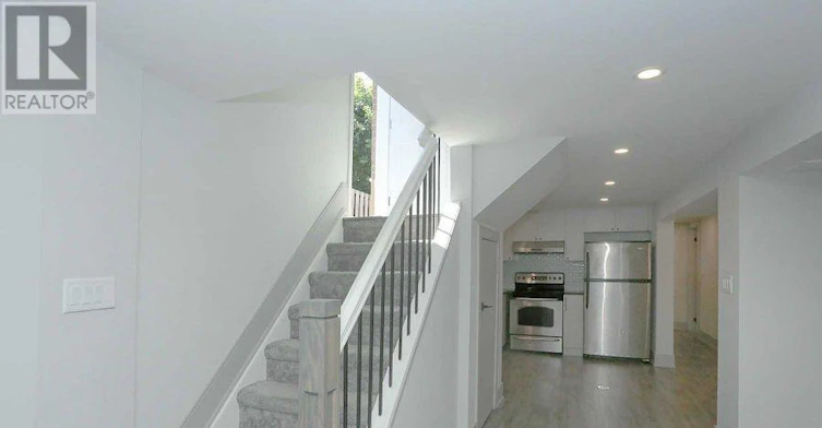 49 Fortrose Crescent, Toronto, ON, M3A 2H2 - 3