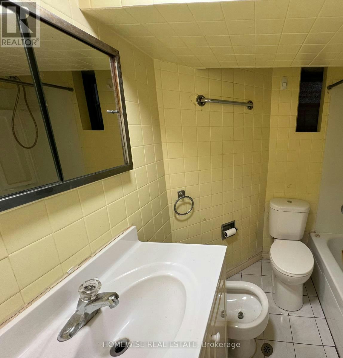 LOWER-261 Ossington Avenue, Toronto, ON, M6J 3A1 - 9