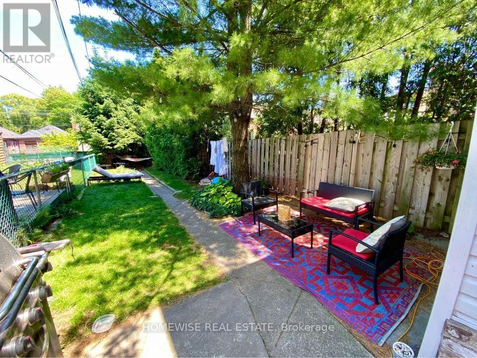 LOWER-261 Ossington Avenue, Toronto, ON, M6J 3A1 - 11