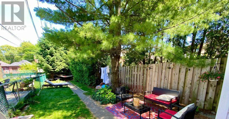 LOWER-261 Ossington Avenue, Toronto, ON, M6J 3A1 - 11