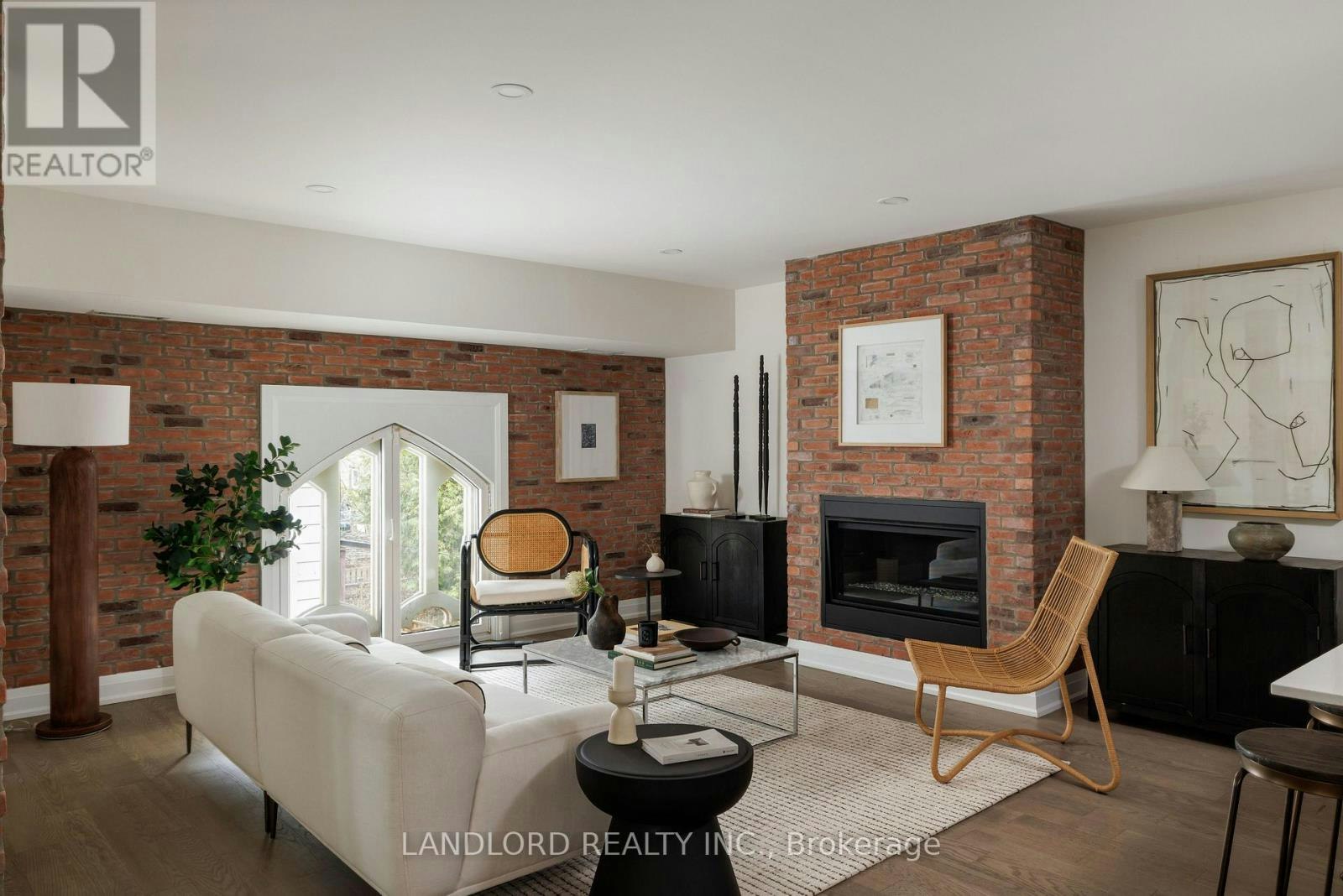 2-175 Jones Avenue, Toronto, ON, M4M 3A2 - 6