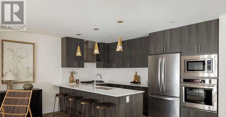 2-175 Jones Avenue, Toronto, ON, M4M 3A2 - 2