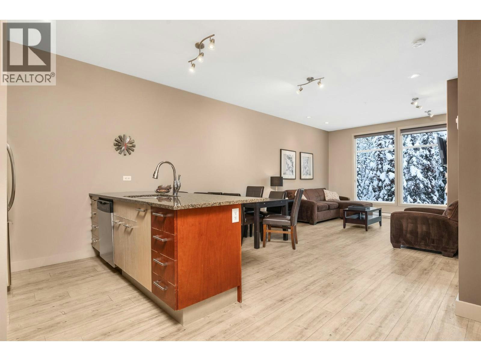 310-30 Monashee Road - 4