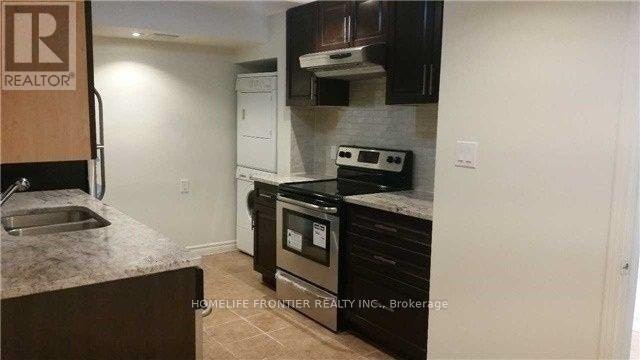 144 Shaftsbury Avenue, Richmond Hill, ON, L4C 0G2 - 2