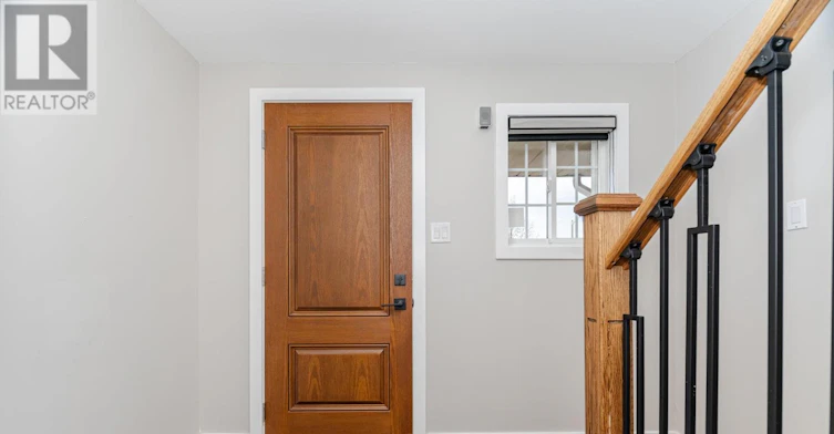 340 Dunsmore Lane, Barrie, ON, L4M 7B2 - 6