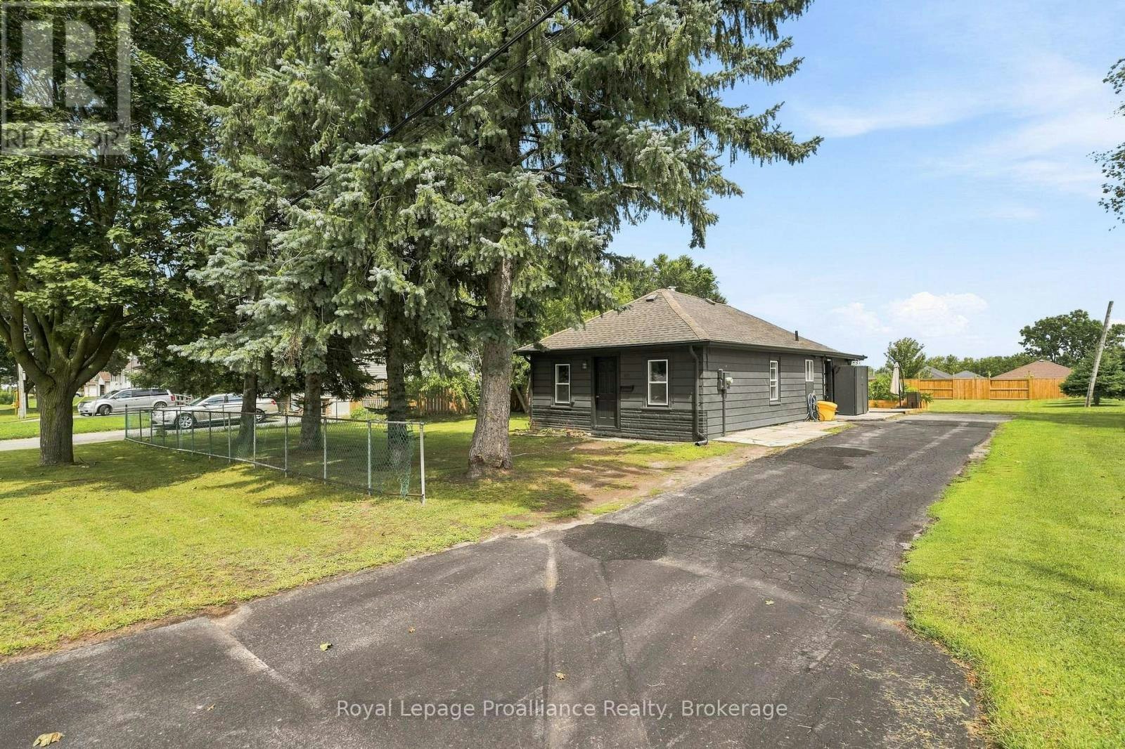 161 University Avenue, Belleville, ON, K8N 4Y4